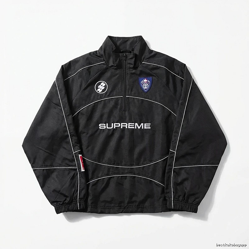 Supreme sporty black coat