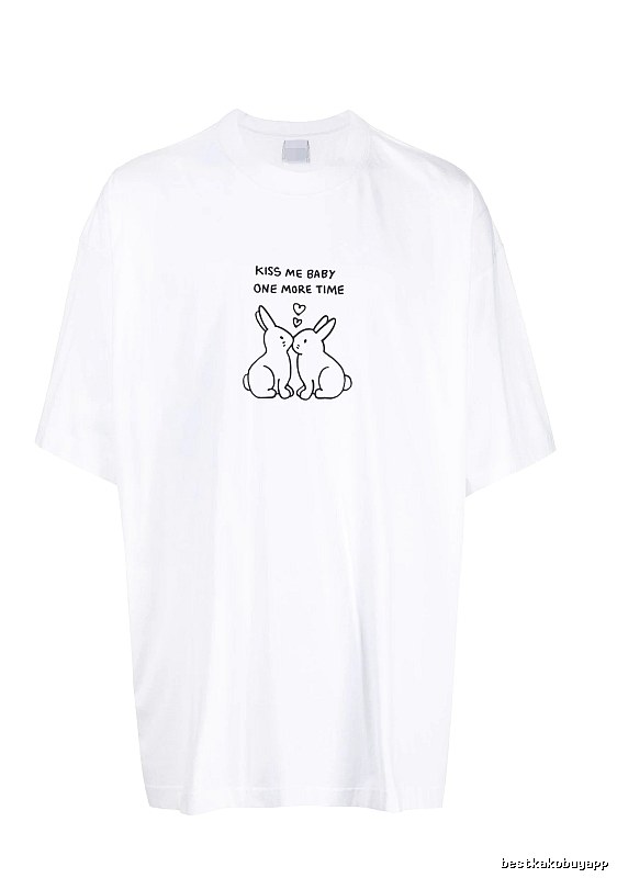 Urban Statement graphic T-shirt Black Colorful Lucky with Casual Appeal