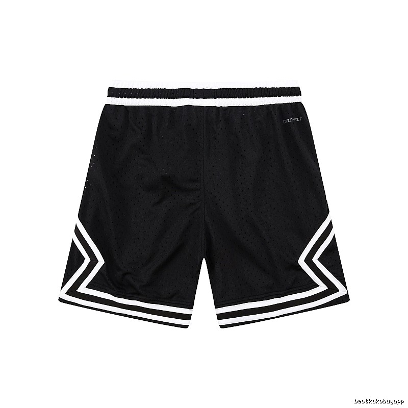 AJ sporty black shorts