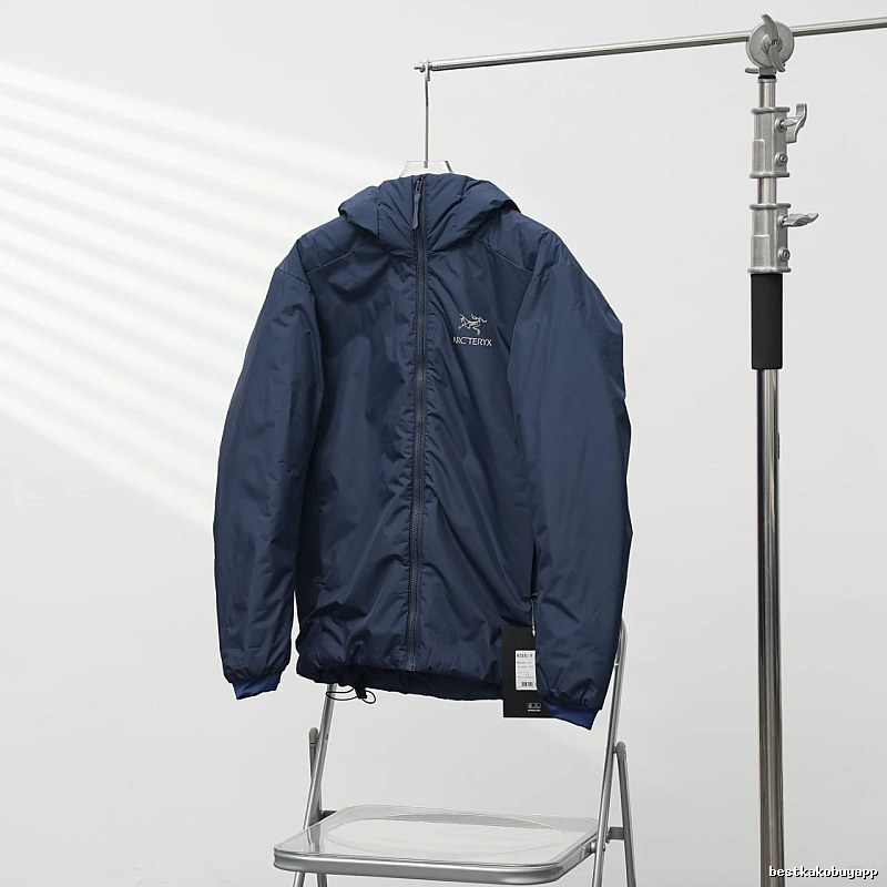 Arc'teryx Lightweight Shell Jacket with drawcord hem - Weekend