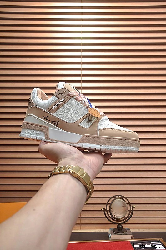 Brown Gray Low-top in Hand Louis Vuitton Brown Gray Low-top Sneaker for Casual Outfits
