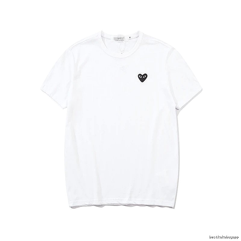 Comme des Garcons PLAY 2021-95 White Style 2195 Heart Logo T-Shirt Layered Outfit