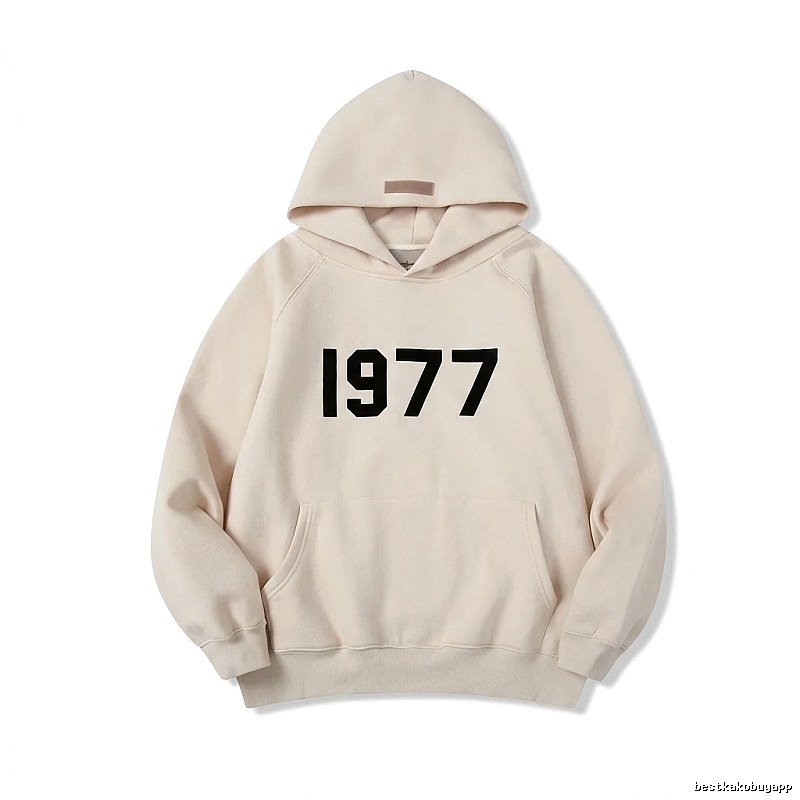 ESSENTIALS minimalist style off-white sweatshirt