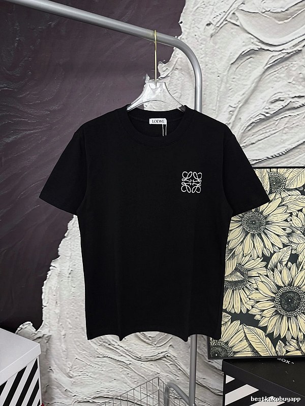 Loewe Classic Logo T-shirt Black Small Loewe for Daily Styling