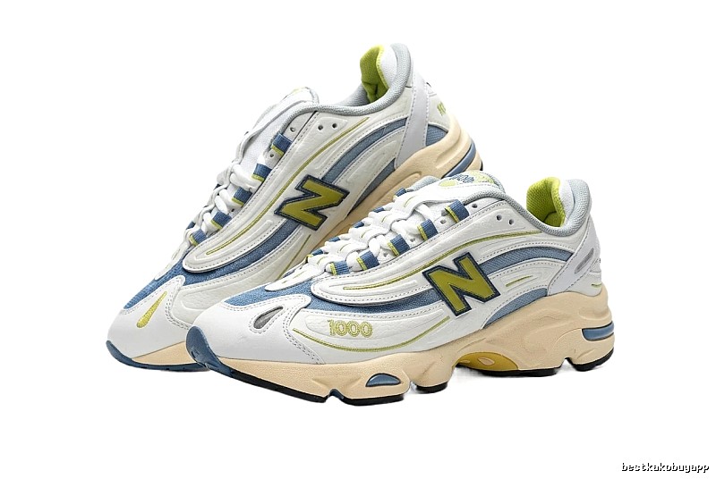 New Balance 1000 retro-style sports shoes