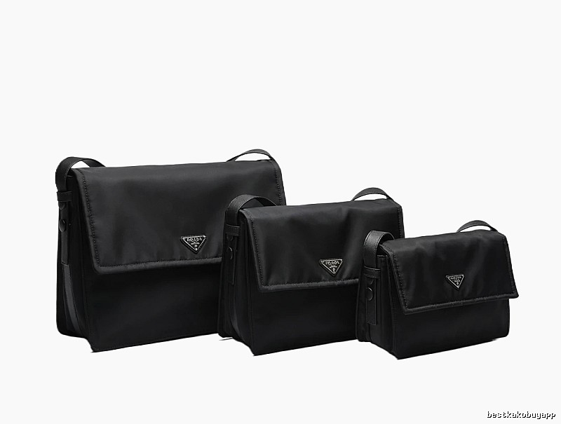 Prada cini Cool Handsome Style Black Bag