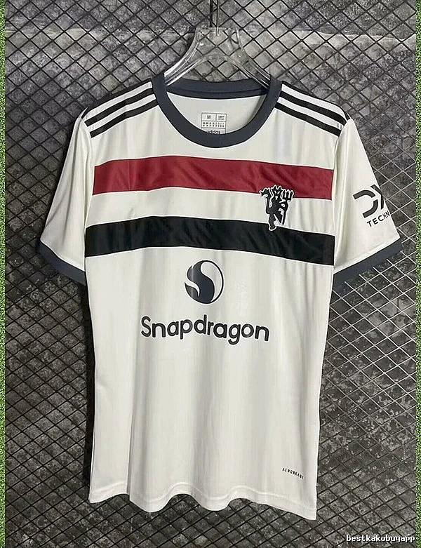 Real Madrid Logo Detail Home soccer jersey White Real Madrid with Functional Detail