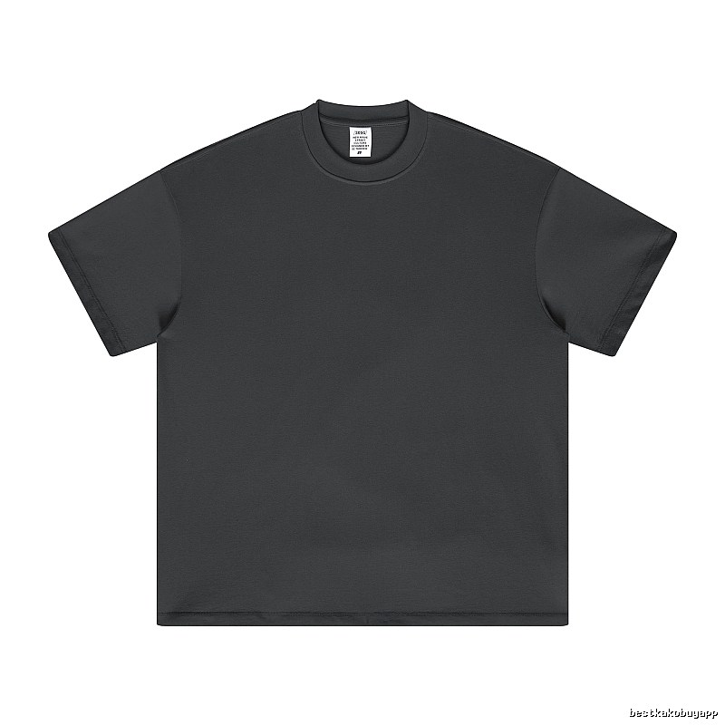 Statement Plain white T-shirt Minimal White Short for Easy Pairing