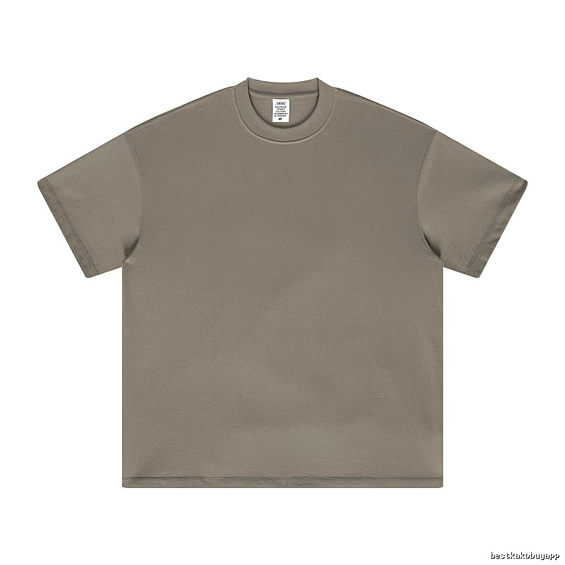 Streetwear Plain white T-shirt Minimal White Short with Logo Accent