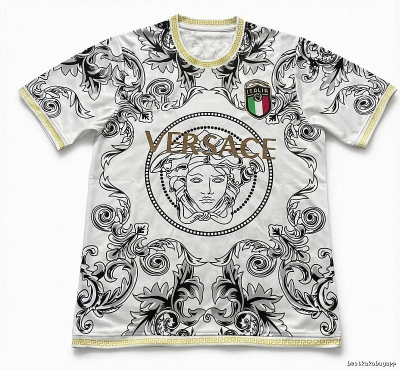 Stussy-printed trendy white T-shirt