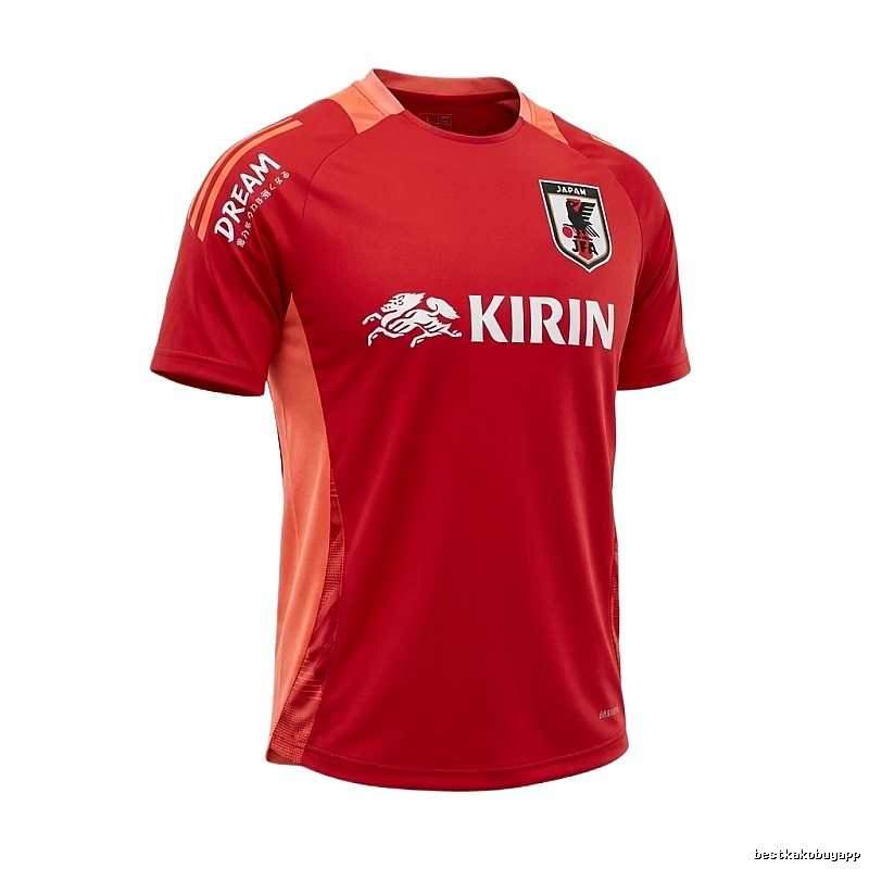 The red jersey with a joint name of Kirin and Tokyo Ghoul.