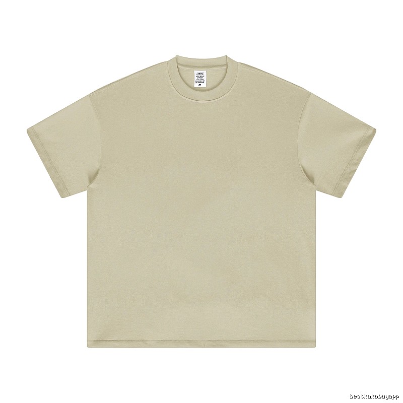 Travel Plain white T-shirt Minimal White Short with Modern Look